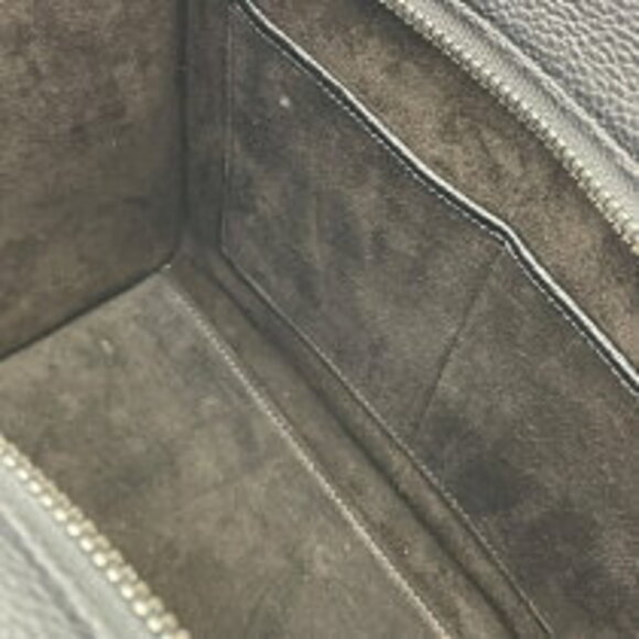 Celine Luggage Shopper black drummed calfskin - Picture 8 of 11